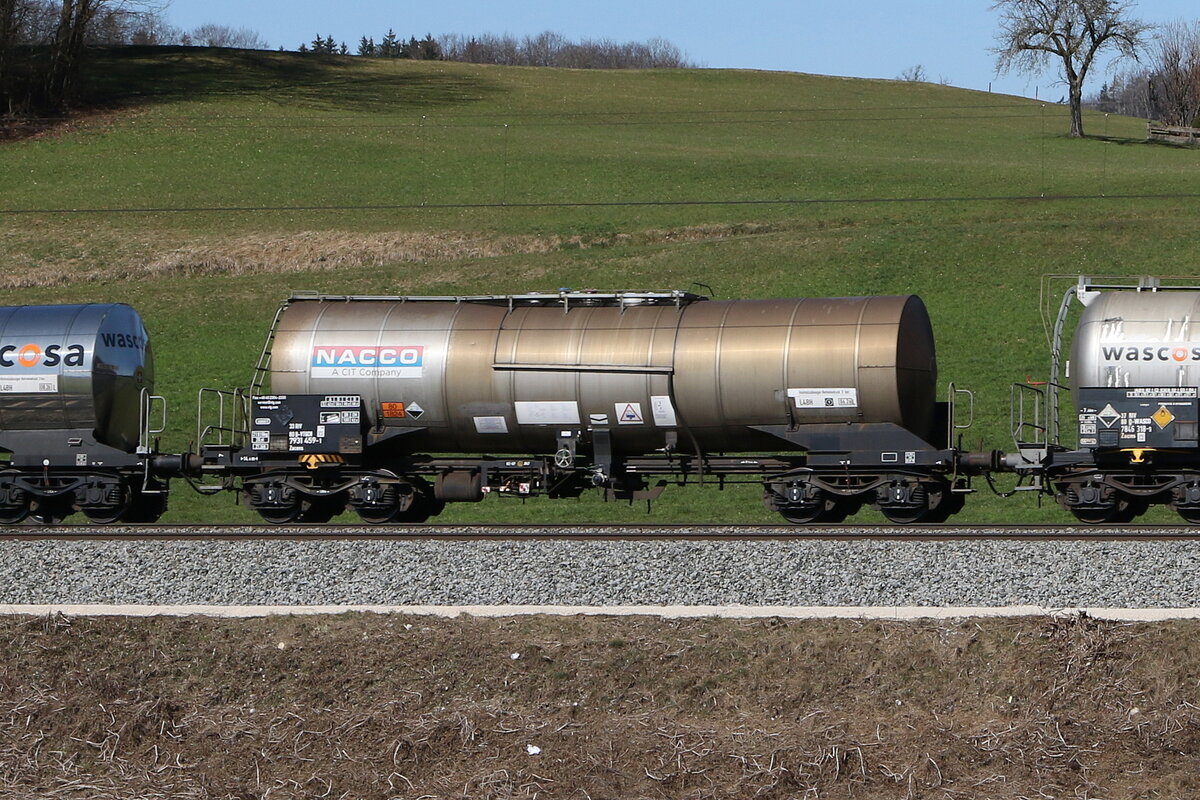 7931 459 (Zacens) von  NACCO  am 19. M�rz 2025 bei Axdorf,