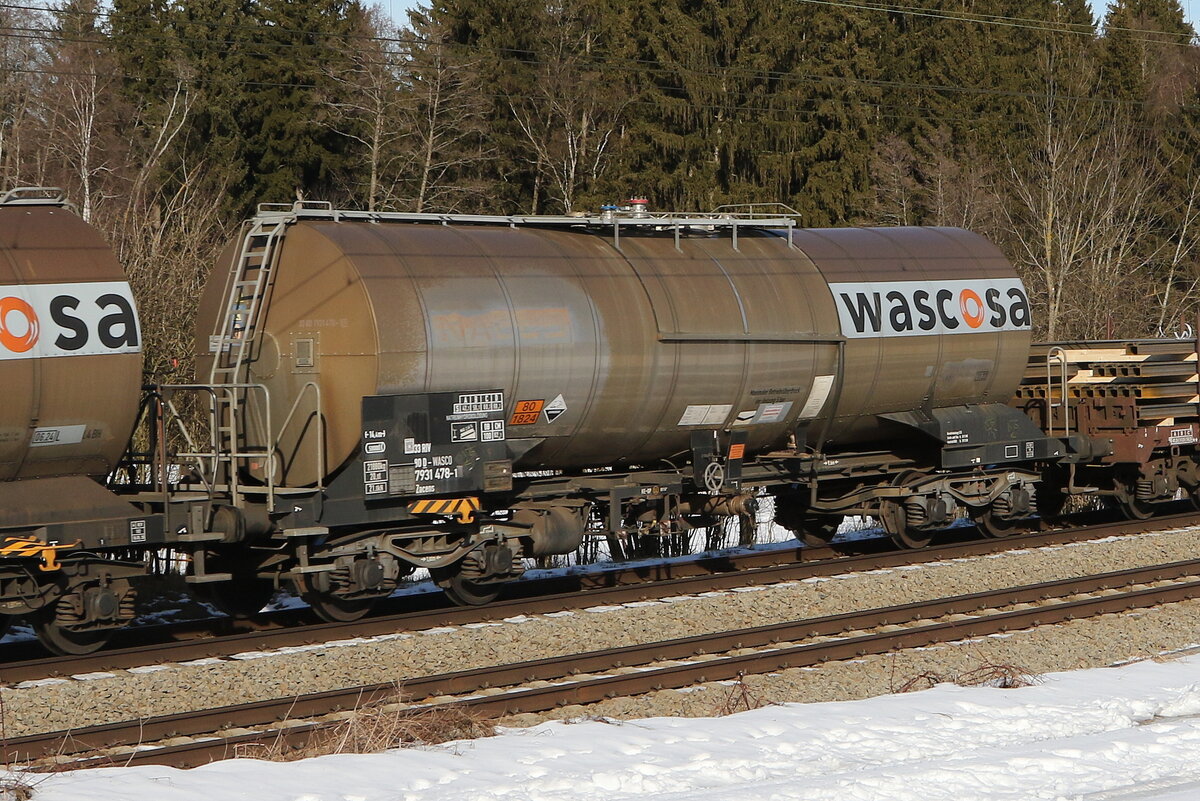 7931 478 (Zacens) von  WASCOSA  am 27. Januar 2022 bei Grabenst�tt.