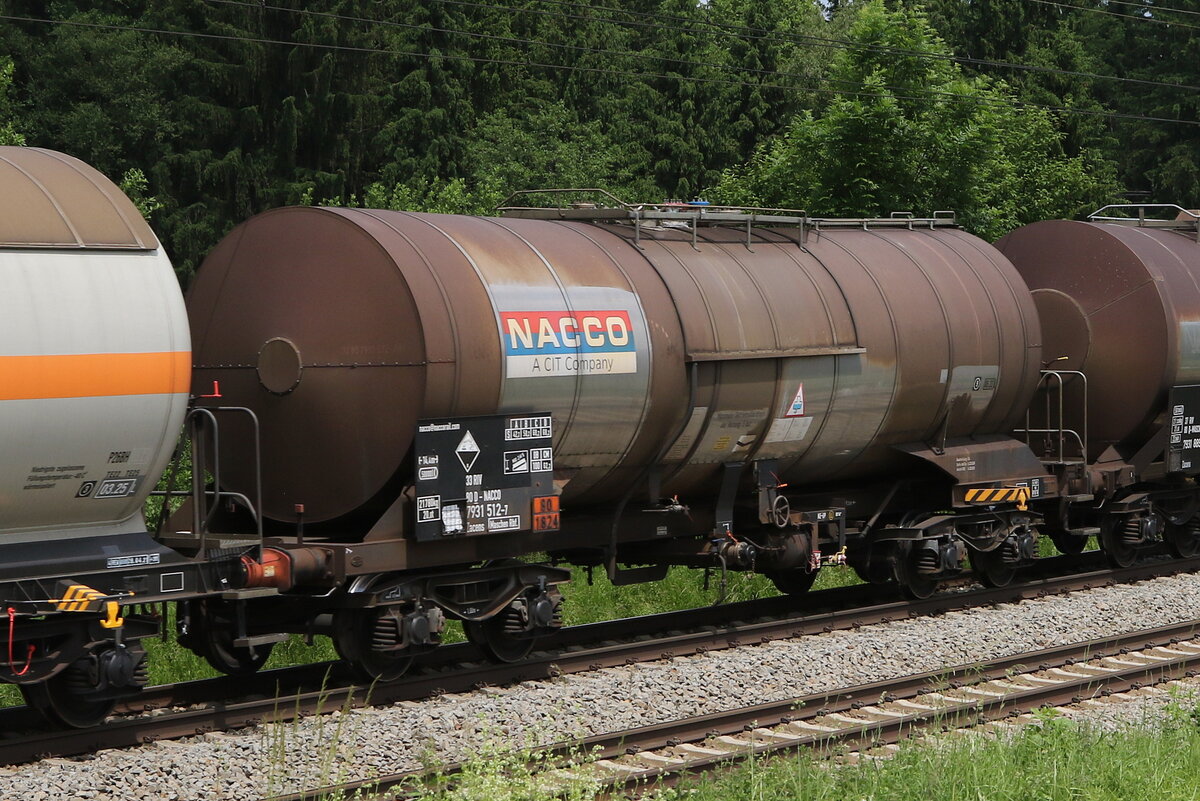 7931 512 (Zacens) von  NACCO  am 10. Juni 2021 bei Grabenst�tt.