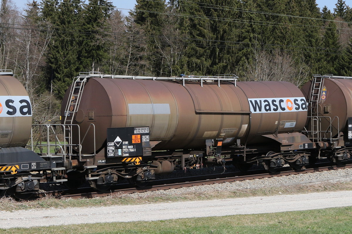 7931 966 (Zacens) von  WASCOSA  am 1. April 2021 bei Grabenst�tt.