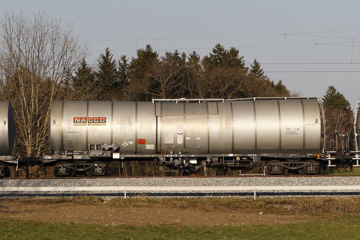 7933 750 (Zacens) von  NACCO  am 20. M�rz 2019 bei Bernau.