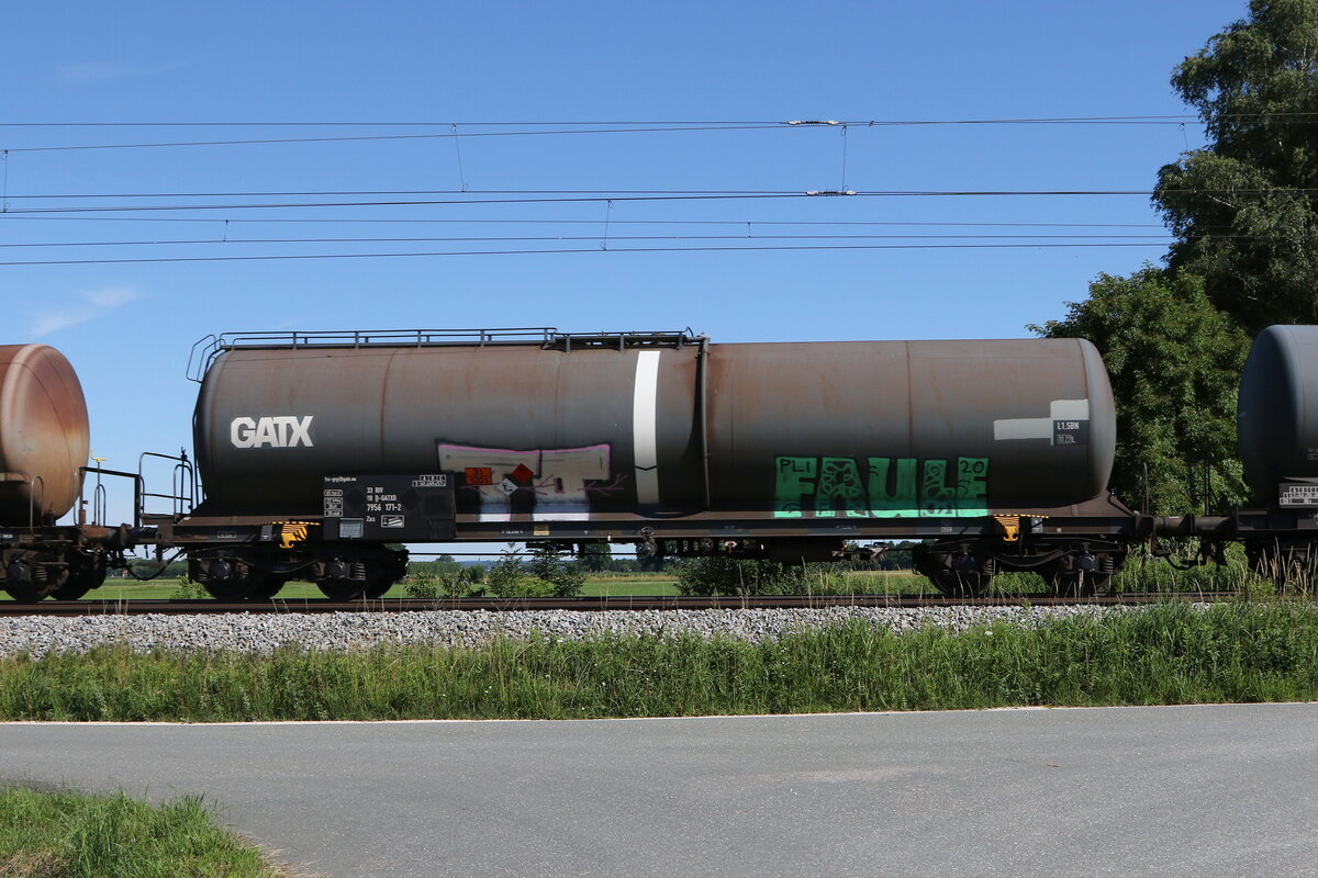 7956 171 (Zas) von  GATX  am 12. Juli 2021 bei �bersee.