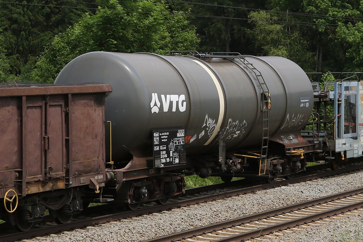 7966 119 (Zas) von  VTG  am 10. Juni 2021 bei Grabenst�tt.