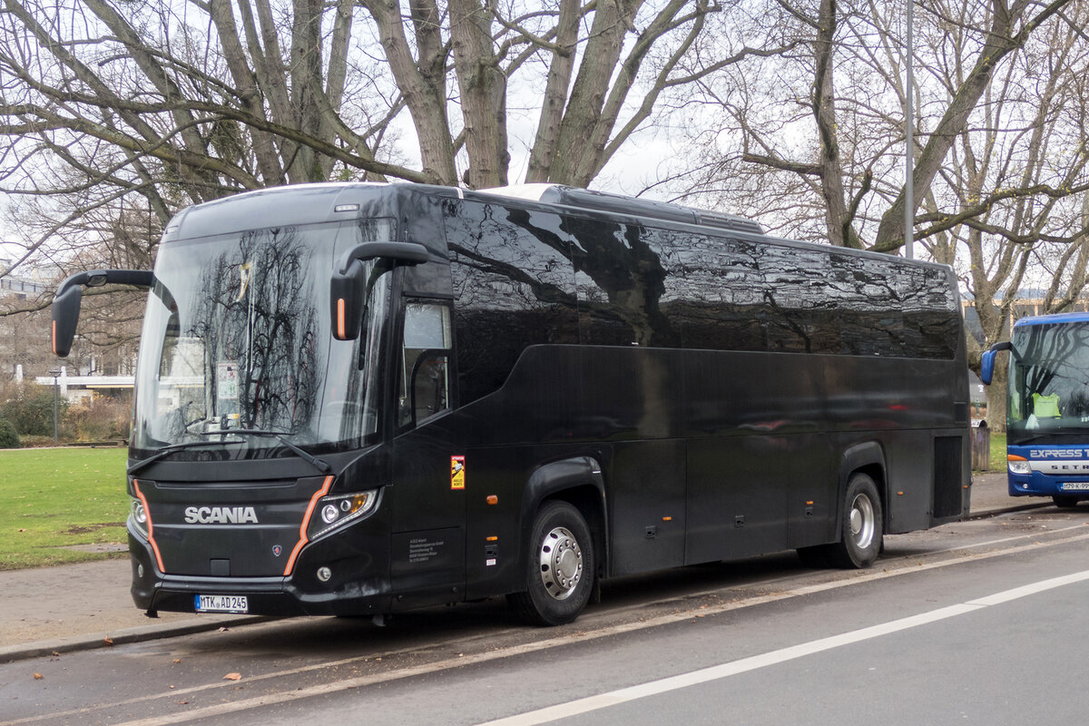 A-DLS Airport Dienstleistungsservice, Flrsheim (HE) - MTK-AD 245 - Scania Touring HD (12,1m 3,8m 4x2) - Wiesbaden, 10.12.2021