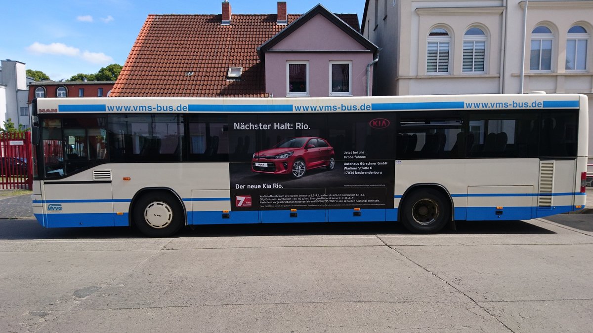 ....am Busbahnhof in Neubrandenburg dieser MAN der MVVG (Juni 2017) 