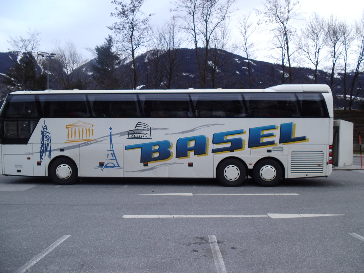 Basel, Viereth - Neoplan Cityliner am 9. Februar 2016 in Kiefersfelden, Rastanlage Inntal (Aufnahme: Martin Beyer)