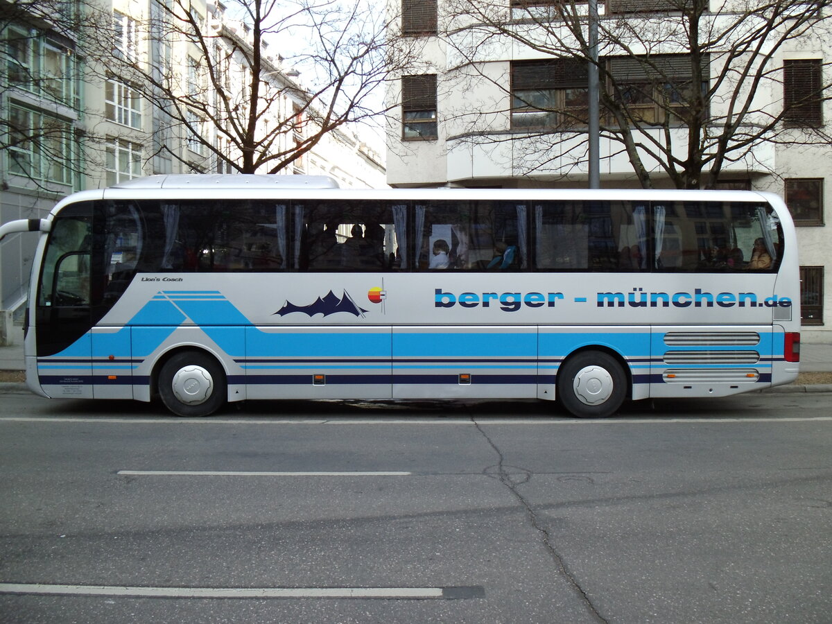Berger, Mnchen - MAN Lion's Coach am 12. Februar 2014 in Mnchen (Augnahme: Martin Beyer)