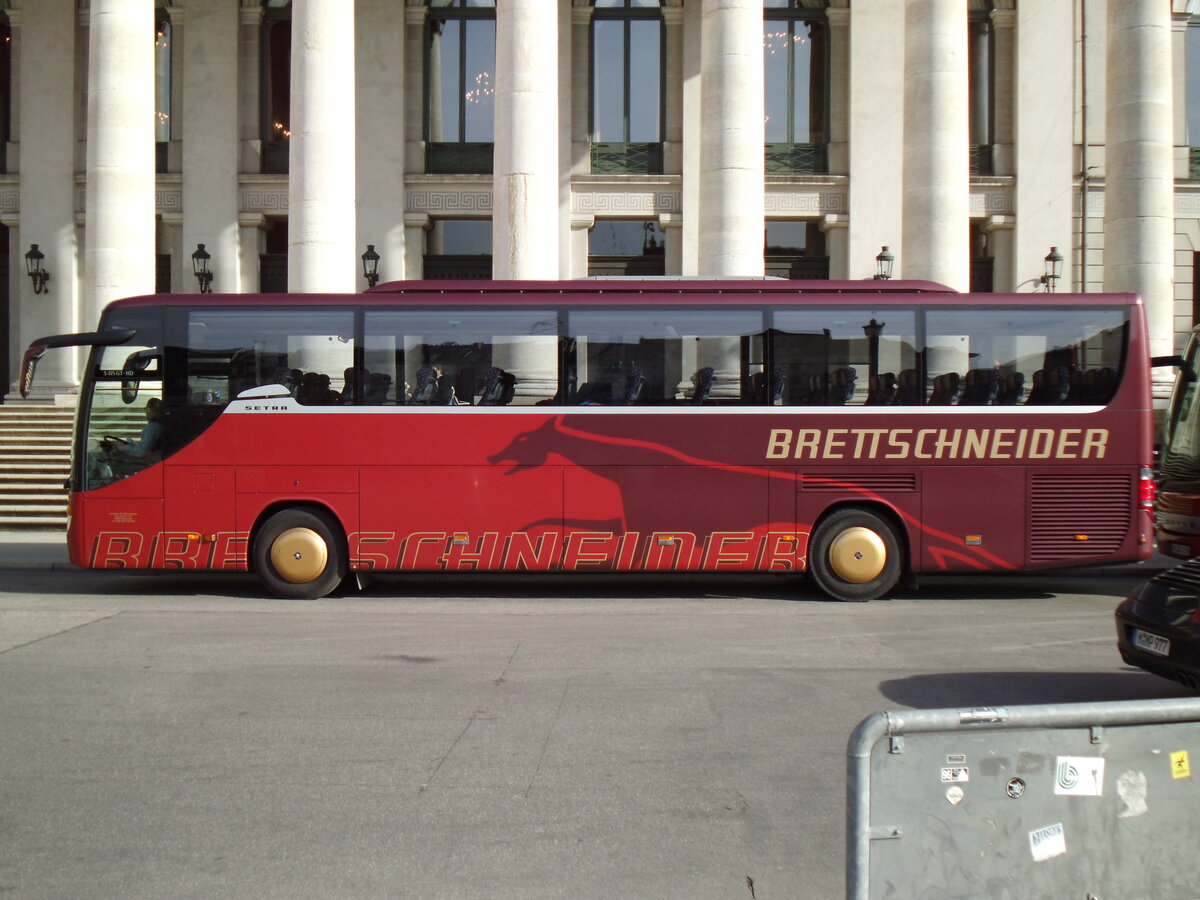 Brettschneider, Mnchen - Setra S 415 GT-HD am 25. Februar 2014 in Mnchen (Aufnahme: Martin Beyer)