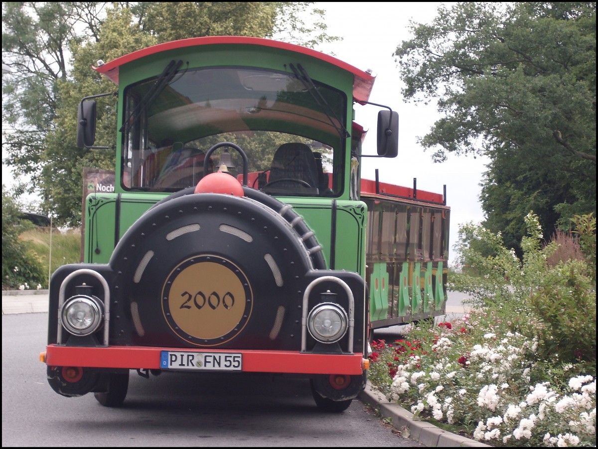  Bummelzug  bei der Festung Knigsstein.