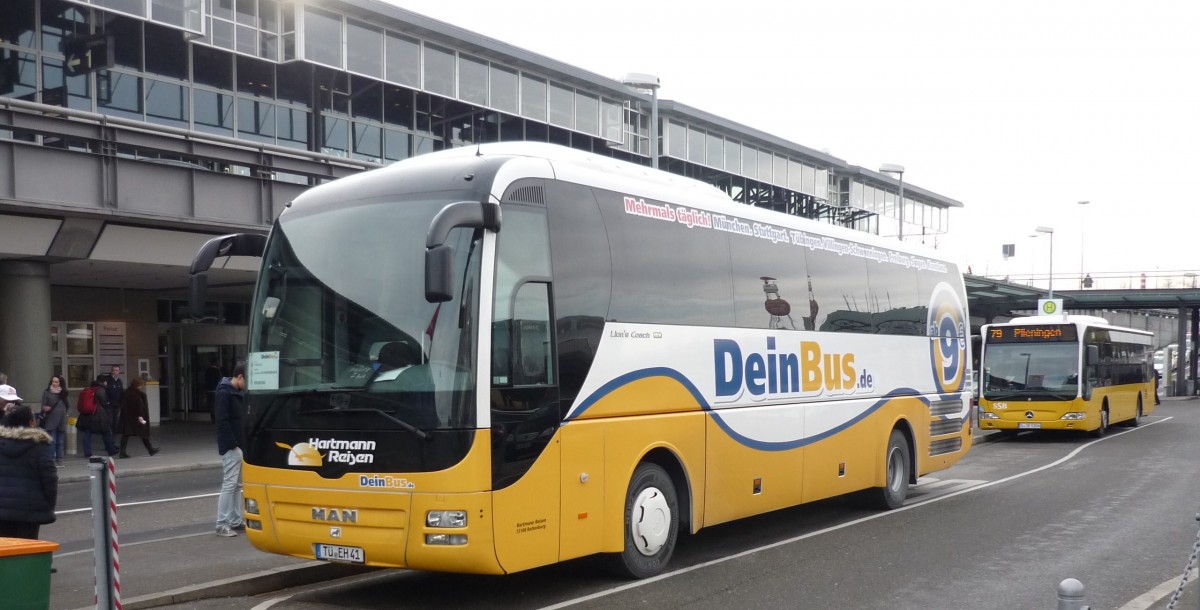 DEINBUS, Fa. Hartmann aus Rottenburg, am Flughafen Stuttgart, 18.01.2014