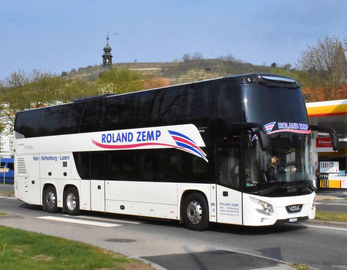 Der  Brandneue  VDL Futura DD von Roland ZEMP Reisen aus der CH am 12.4.2019 in Krems.