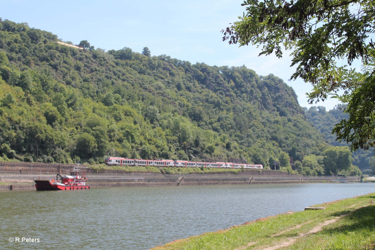 Dreifachtraktion? Nein Optische T�uschung DT nach Frankfurt/Main und ein einzelner auf der Gegenspur nach Neuwied. 18.07.14