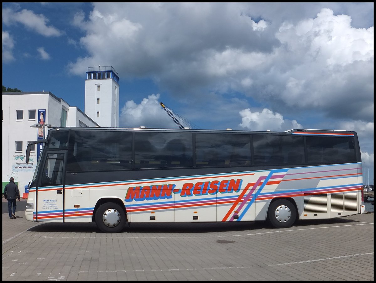 Drögmöller-Volvo B12-600 von Mann-Reisen aus Deutschland im Stadthafen Sassnitz.