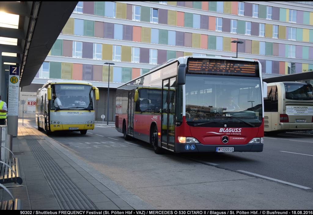 Ein MERCEDES O 530 CITARO II von Blaguss Reisen (Wien) unterwegs beim Shuttlebuseinsatz in St. Pölten (NÖ).