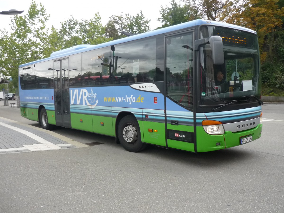 Ein Setra S 415 UL am Bahnhof in Rottweil