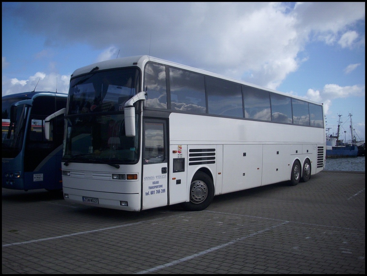 EOS von Uslugi Transportowe aus Polen im Stadthafen Sassnitz.



