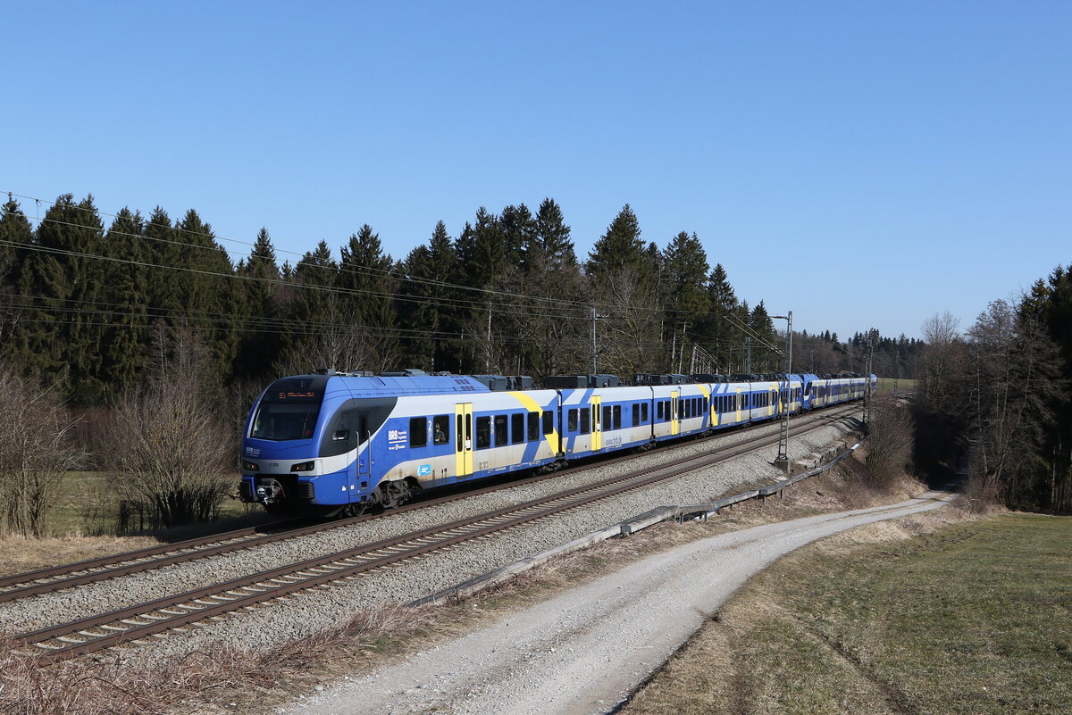 ET 309 war am 3. M�rz 2022 bei Grabenst�tt in Richtung Rosenheim unterwegs.