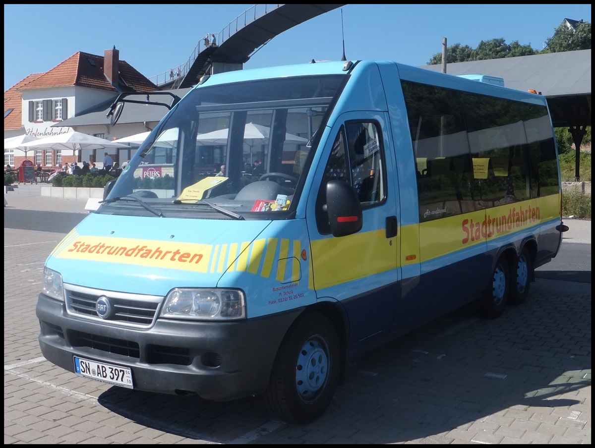 Fiat Ducato von Stadtrundfahrten Schwerin im Stadthafen Sassnitz.