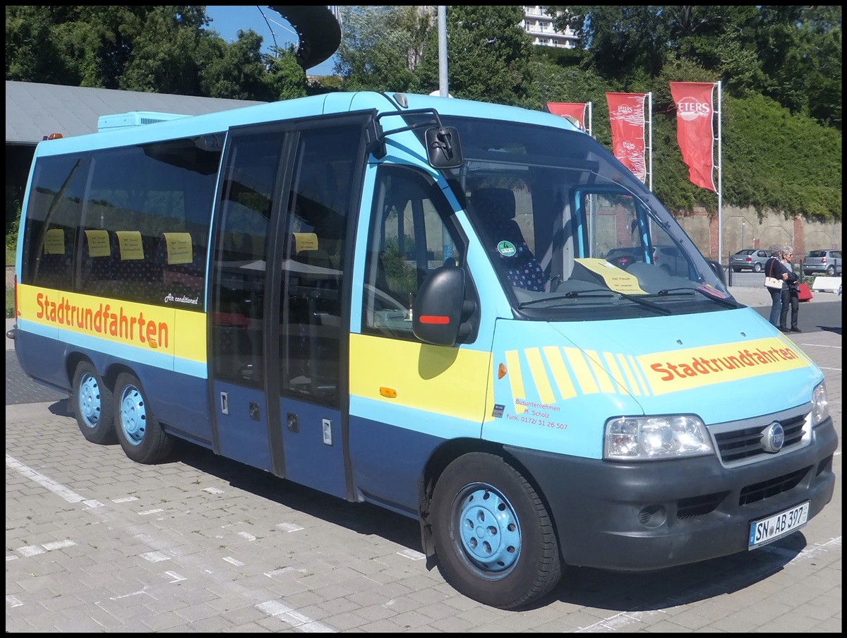 Fiat Ducato von Stadtrundfahrten Schwerin im Stadthafen Sassnitz.