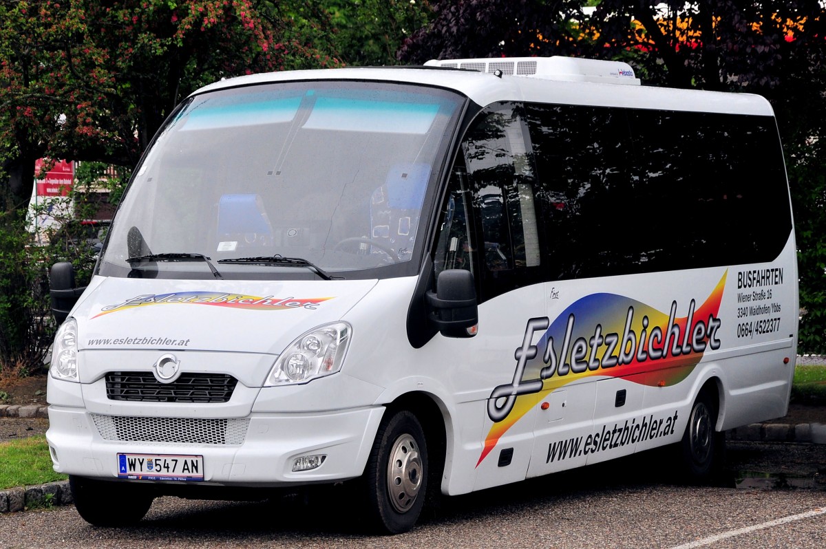 Irisbus von Esletzbichler Busreisen aus sterreich am 17. Mai 2014 in Krems.