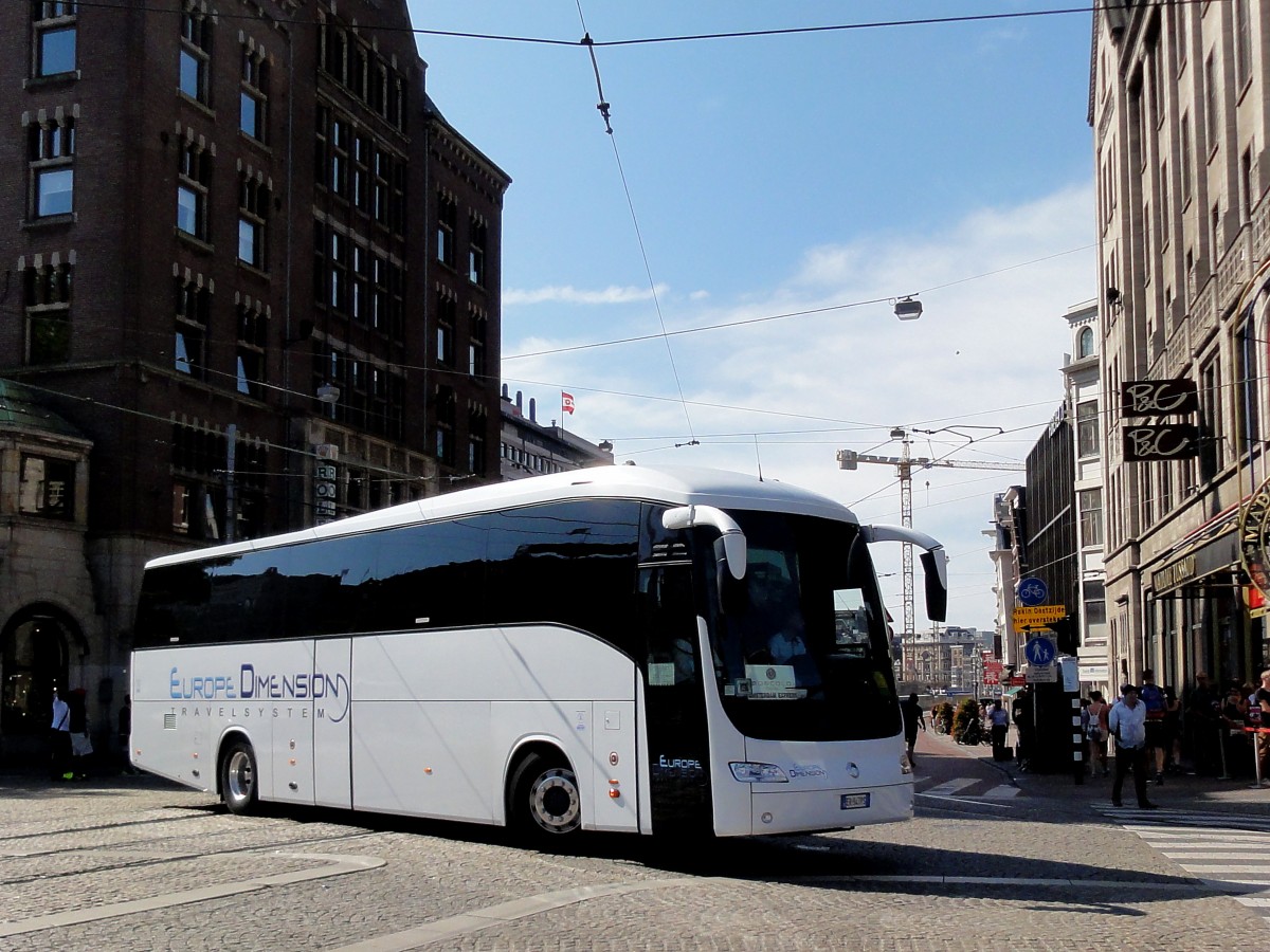 Irisbus im Juli 2014 in Amsterdam gesehen.