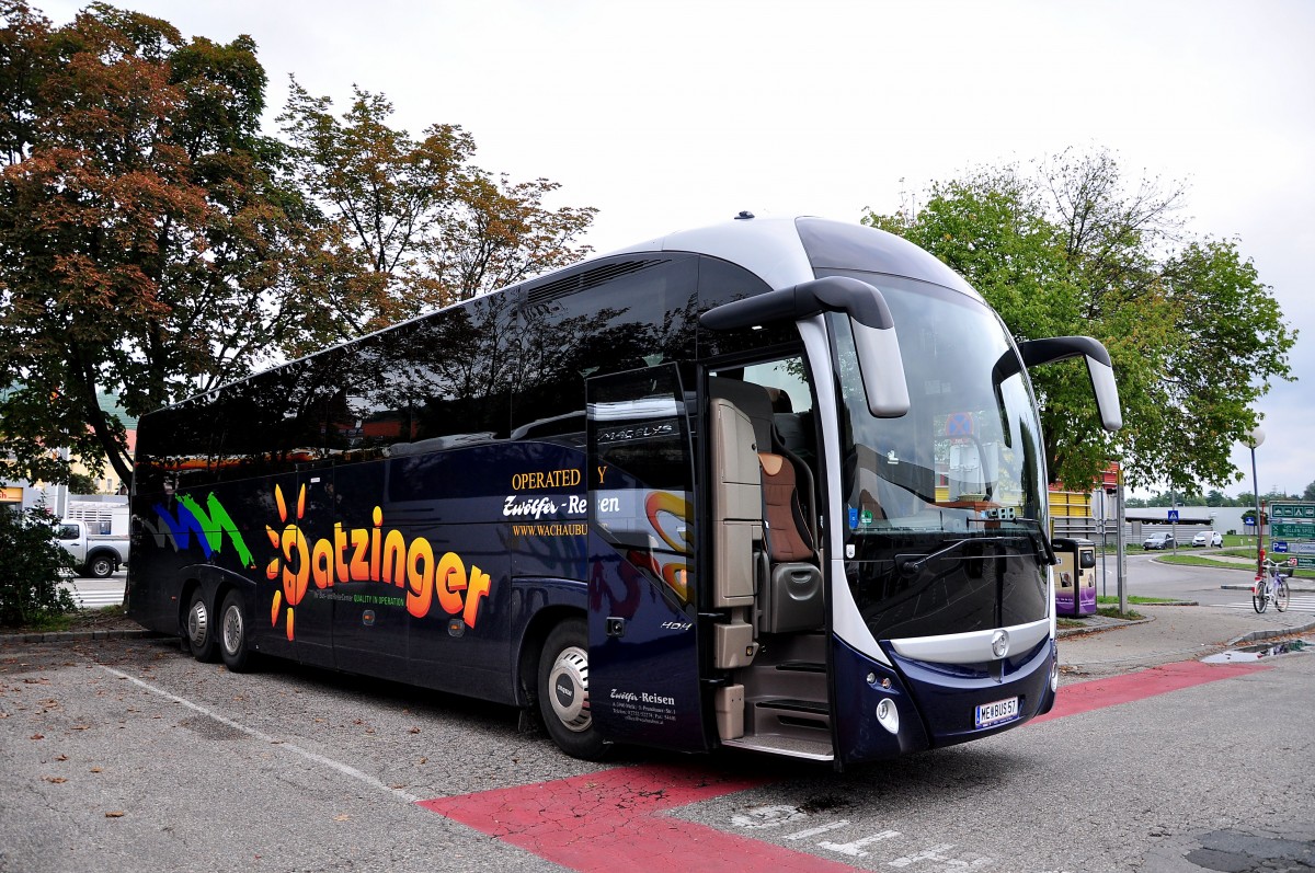 Irisbus Magelys HDH von Datzinger Busreisen aus Niedersterreich am 1.August 2014 in Krems gesehen.