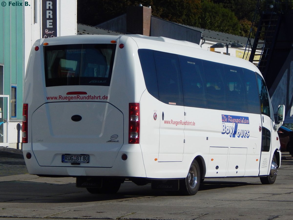 Irisbus Sunrise von BoyTours aus Deutschland im Stadthafen Sassnitz.