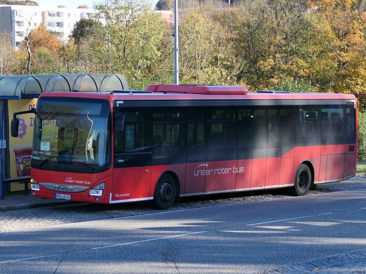 Iveco Crossway von Taxi Wedow aus Deutschland in Sassnitz.