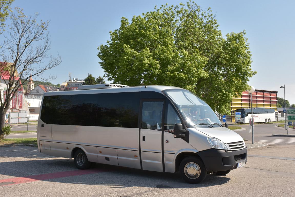 IVECO First aus der SK im Mai 2018 in Krems.