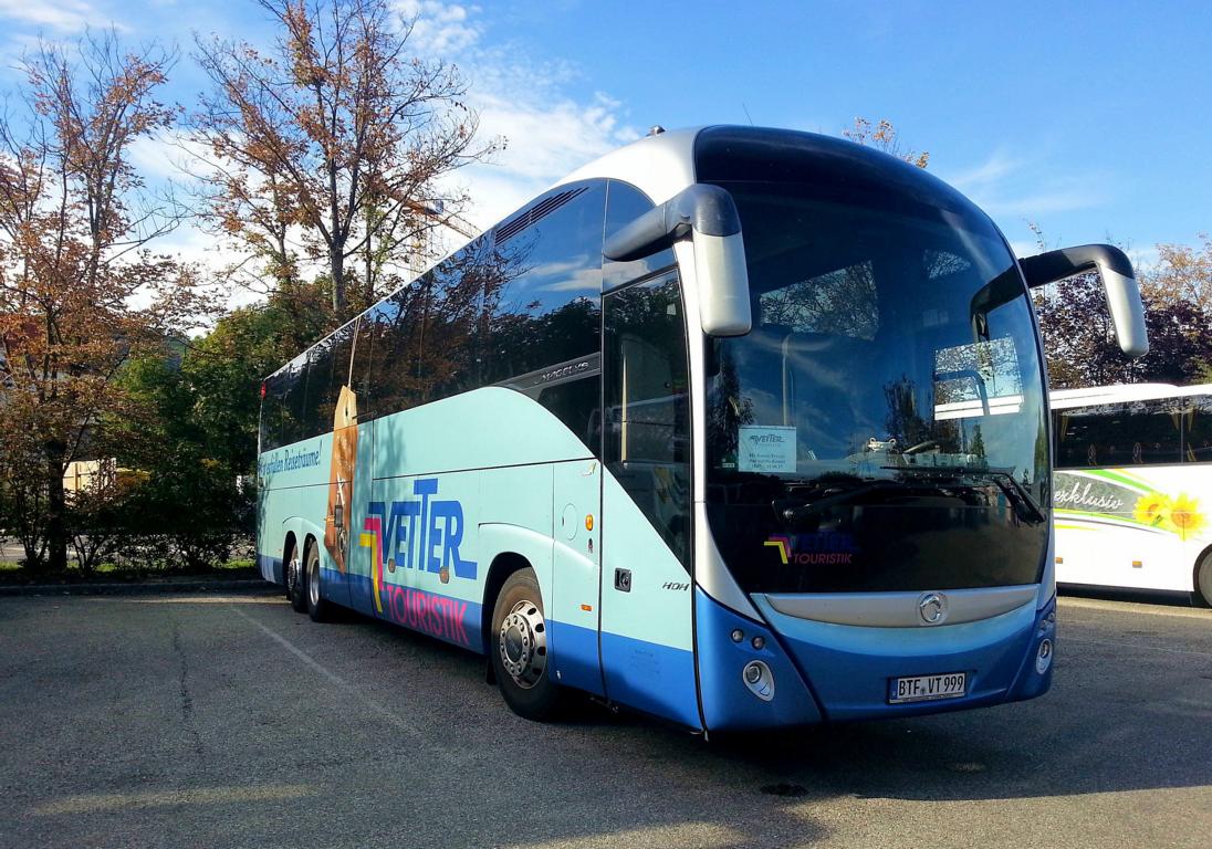 Iveco Irisbus Magelys von Vetter Reisen aus der BRD 2017 in Krems.