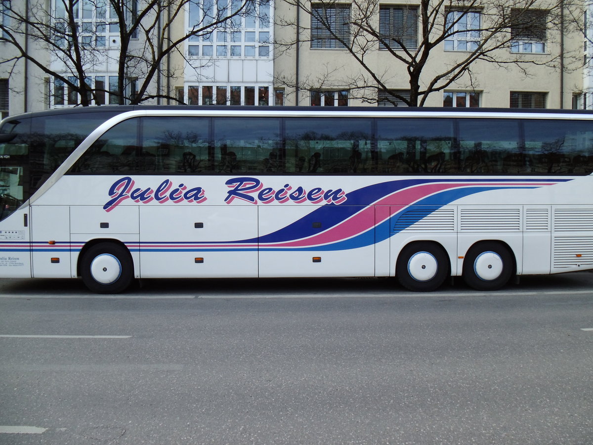 Julia Reisen, Rotenburg - Setra S 416 HDH am 3. Mrz 2014 in Mnchen (Aufnahme: Martin Beyer) 