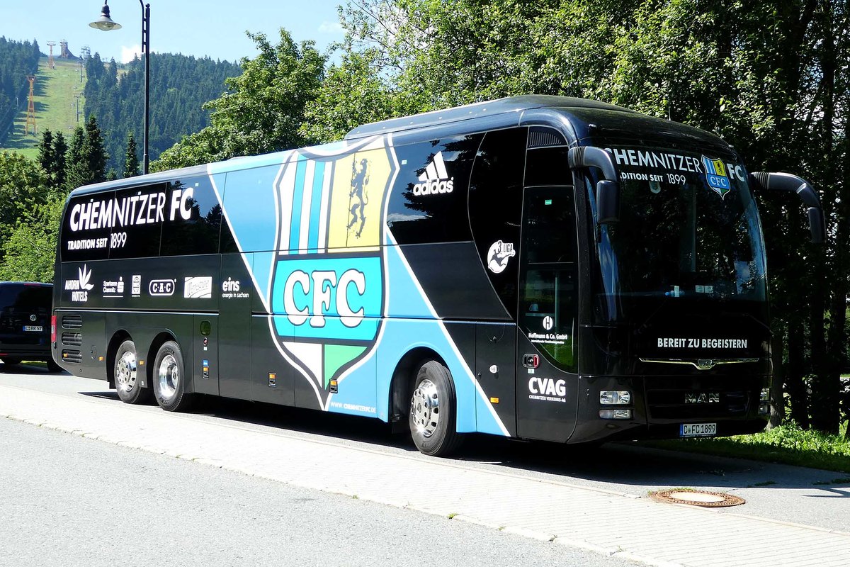 MAN als Mannschaftsbus des CHEMNITZER FC, gesehen in Oberwiesenthal im Juli 2016