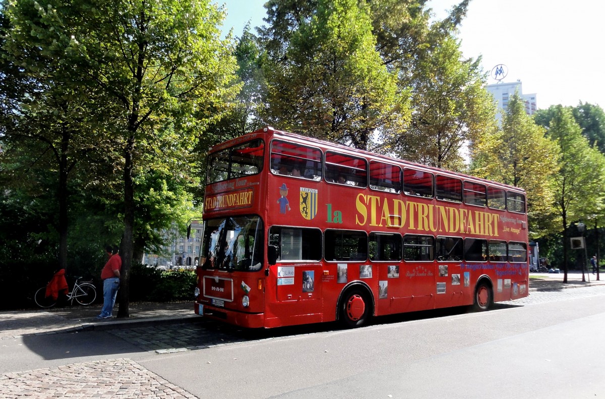 MAN Bus fr die Stadtrundfahrten in Leipzig beim Hauptbahnhof am 29.Juli 2015 gesehen.