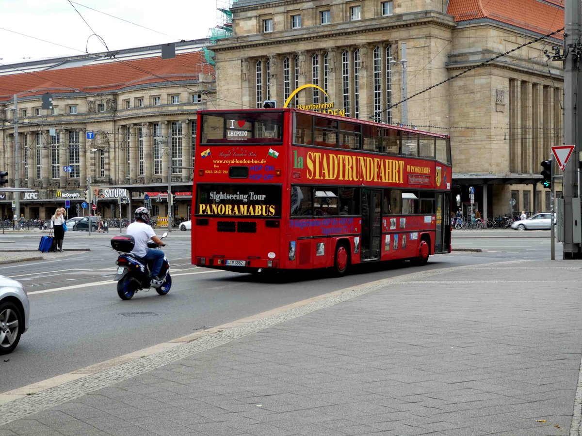 MAN Doppeldeckerbus unterwegs in Leipzig im Juli 2016