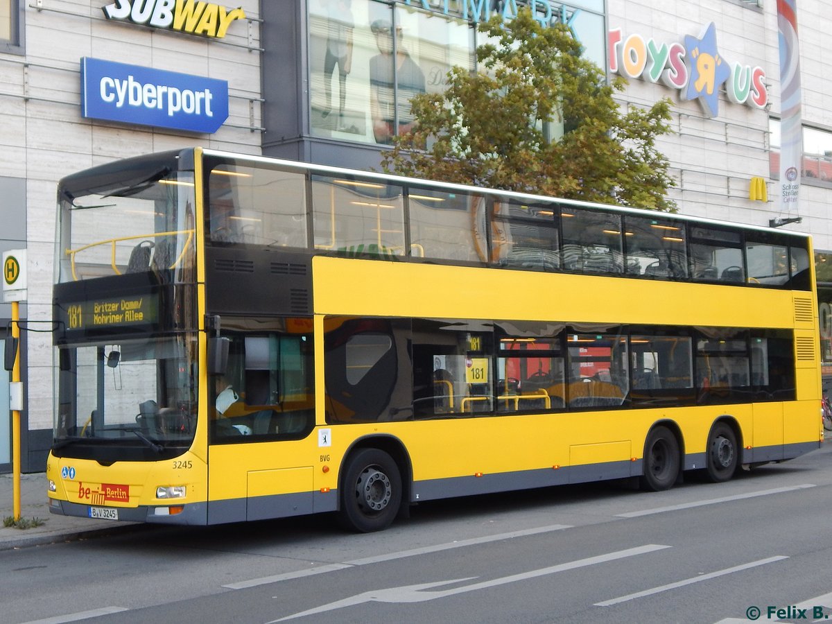 MAN Lion's City DD der BVG in Berlin.