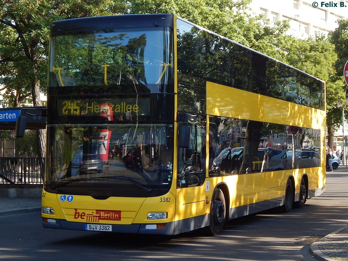 MAN Lion's City DD der BVG in Berlin.