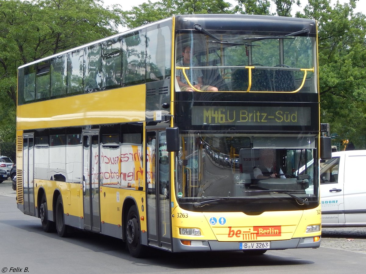 MAN Lion's City DD der BVG in Berlin.