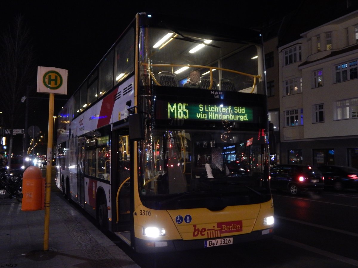 MAN Lion's City DD der BVG in Berlin.