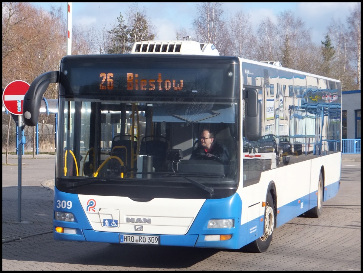 MAN Lion's City der Rostocker Straenbahn AG in Rostock.