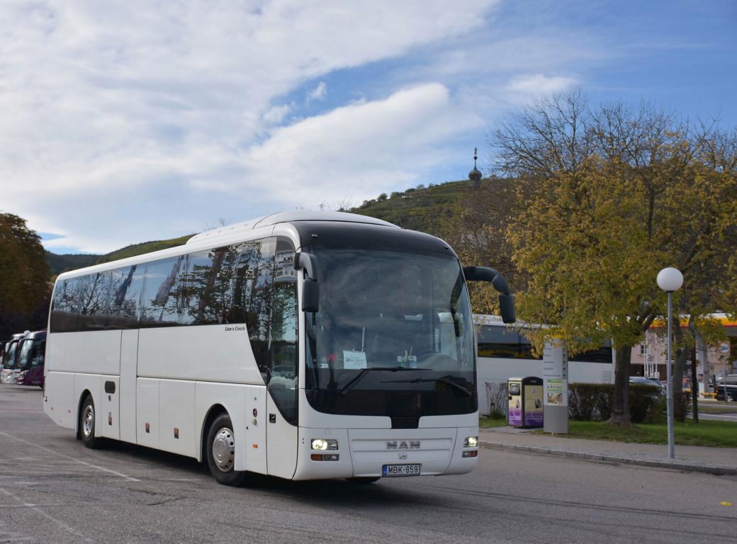 MAN Lion`s Coach aus Ungarn 10/2017 in Krems.