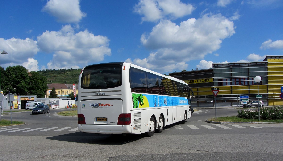 MAN Lions Coach von Boldermann.nl im Juni 2015 in Krems.