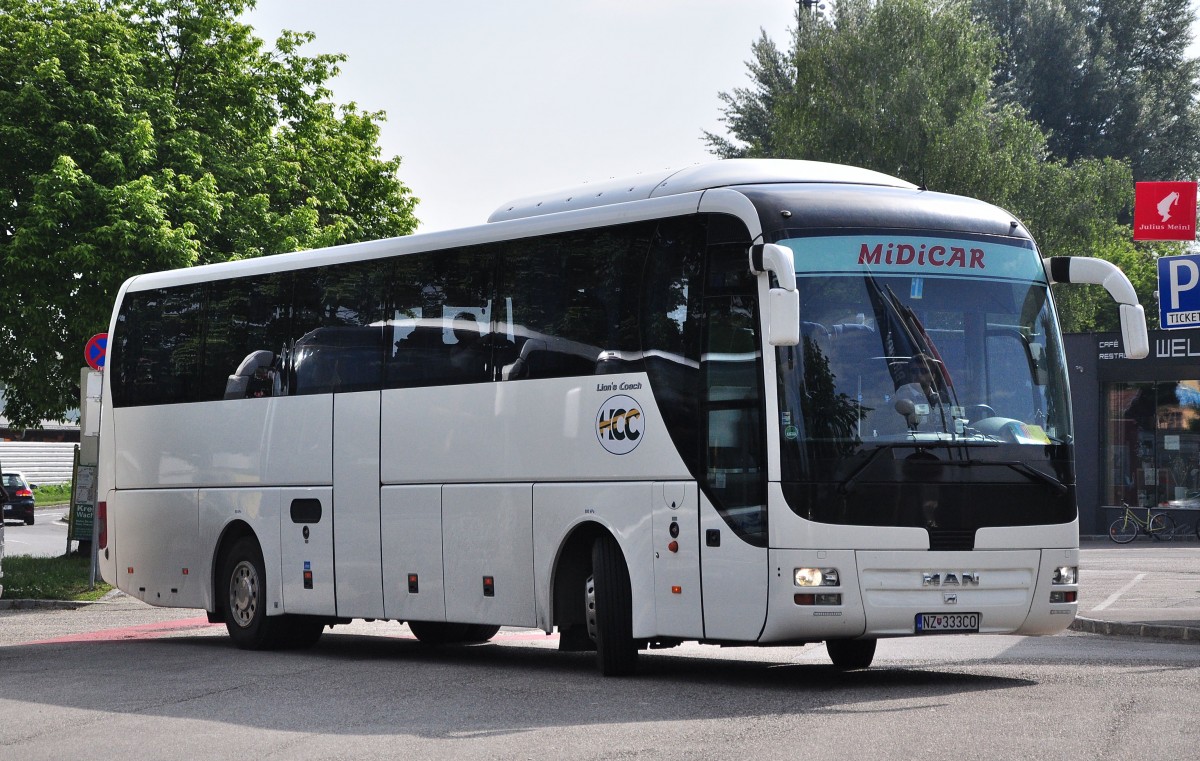 MAN Lions Coach von HCC aus der SK im Mai 2015 in Krems gesehen.