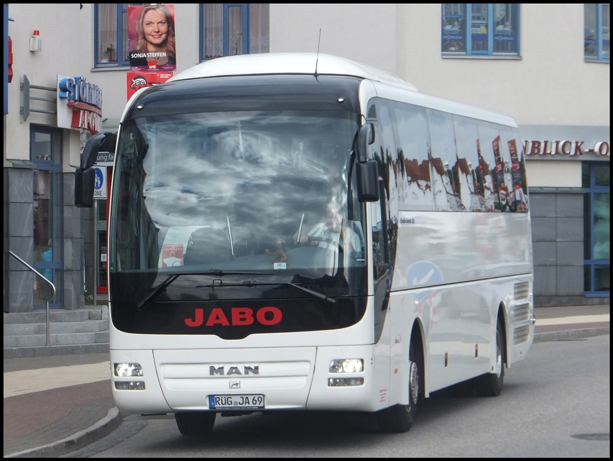 MAN Lion's Coach von Jabo aus Deutschland in Sassnitz.