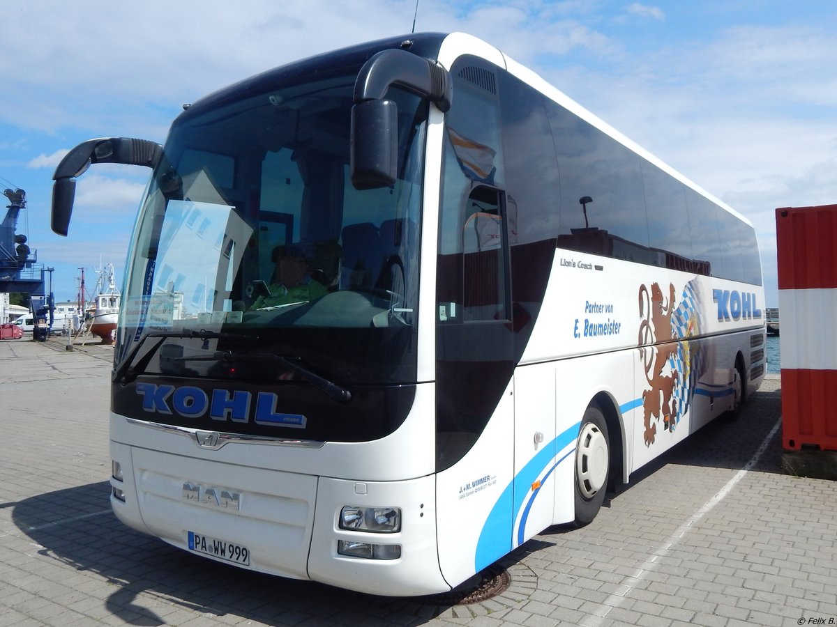 MAN Lion's Coach von Kohl aus Deutschland im Stadthafen Sassnitz. 