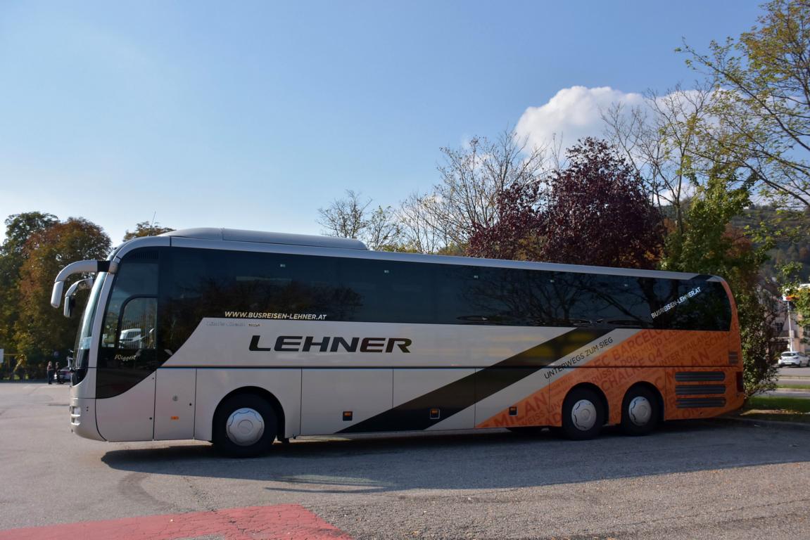 MAN Lion`s Coach von LEHNER Reisen aus sterreich 09/2017 in Krems.