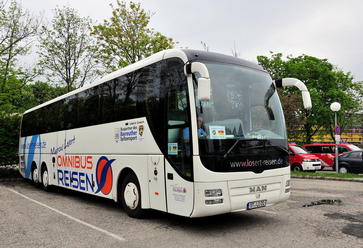 MAN Lions Coach von Martin Losert Busreisen aus der BRD am am 3.5.2015 in Krems.