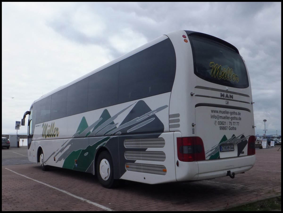 MAN Lion's Coach von Müller aus Deutschland im Stadthafen Sassnitz.