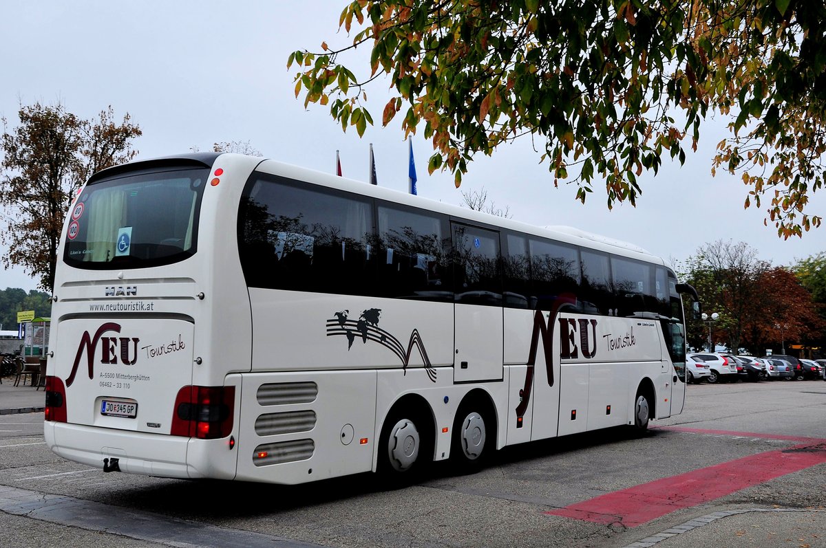 MAN Lions Coach von Neu Reisen aus sterreich in Krems gesehen.