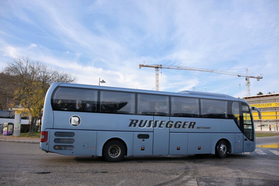 MAN Lion`s Coach von RUSSEGGER Reisen aus sterreich im Okt. 2019 in Krems.