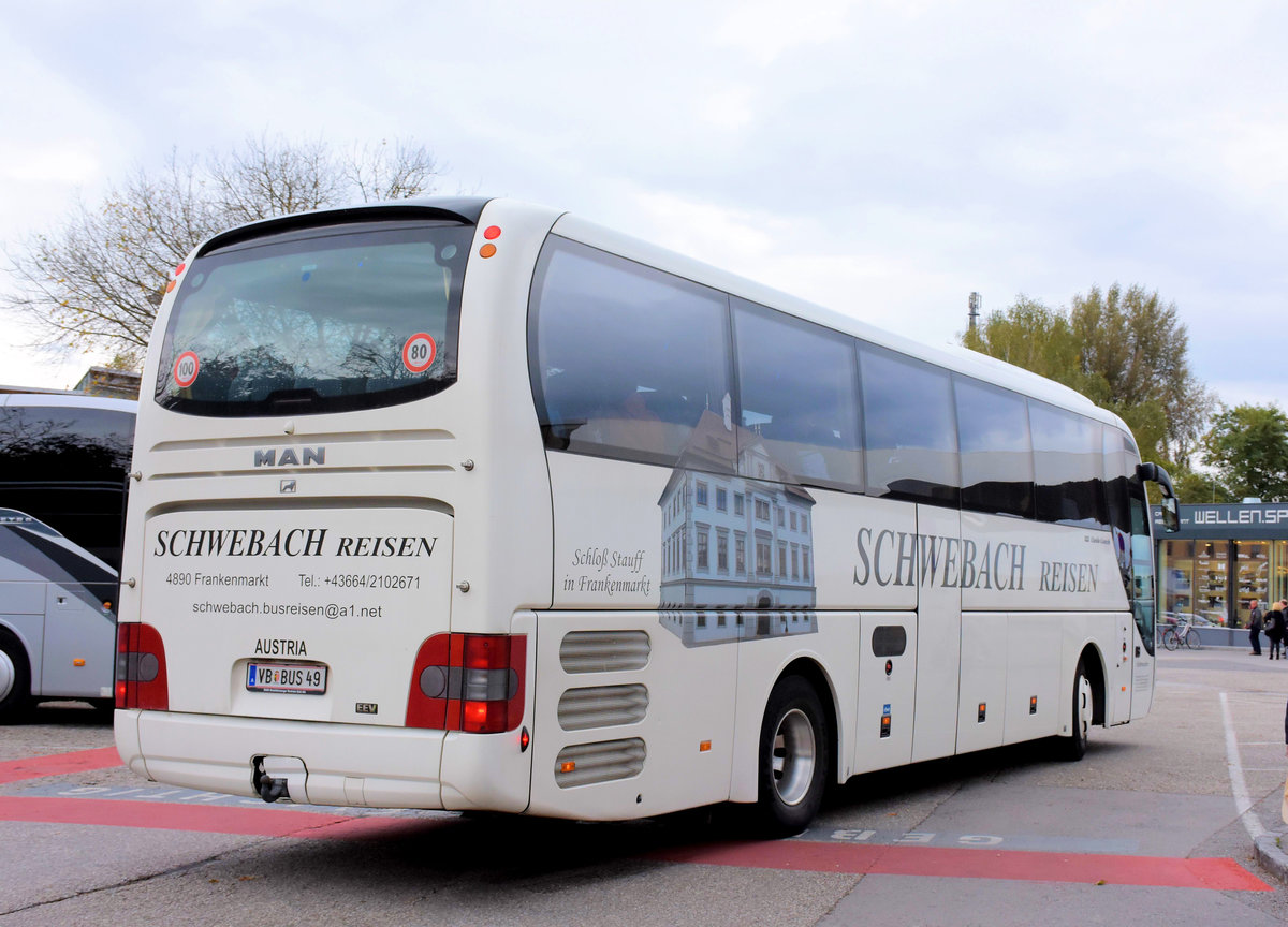 MAN Lion`s Coach von Schwebach Reisen aus der BRD in Krems.